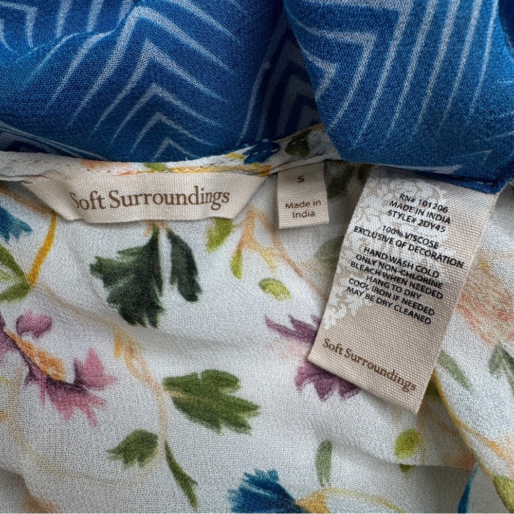 Soft Surroundings Embroidered Blue Floral Kimono Top, Small, Art Nouveau Boho - Picture 4 of 10